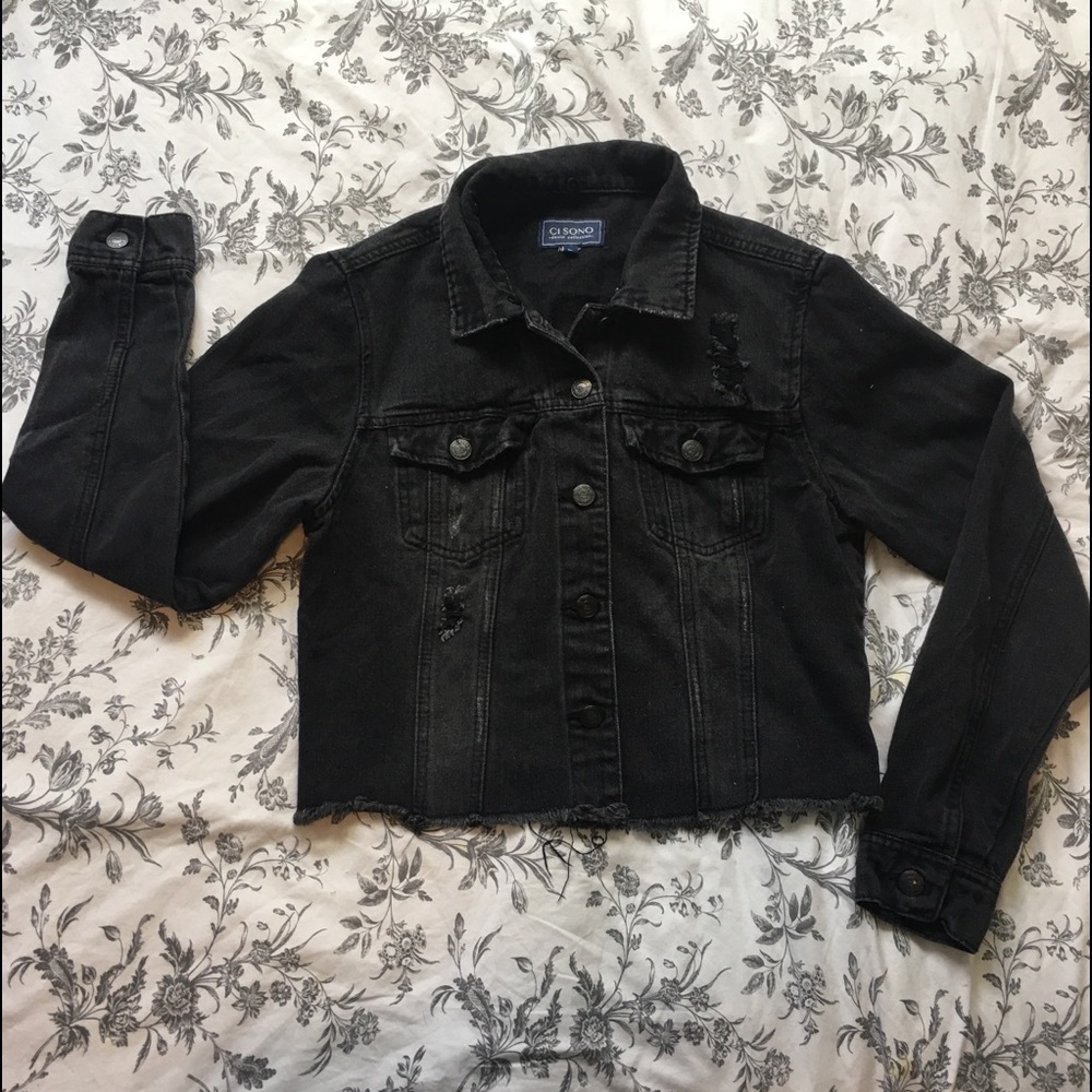 Cropped Black Denim Jacket